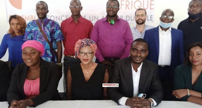 Photo de groupe ISMGB et Géotec Afrique