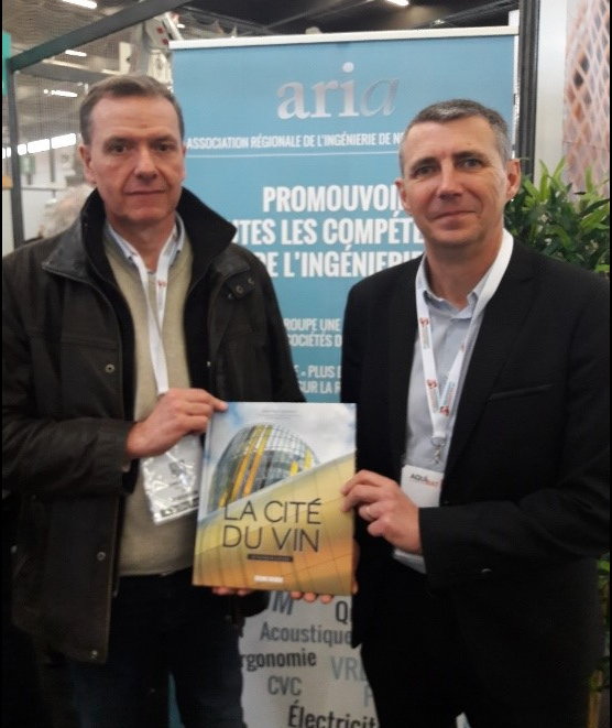 Thierry Fremont et Denis Burlet avec le trophée du 3ème prix de l'ingénierie