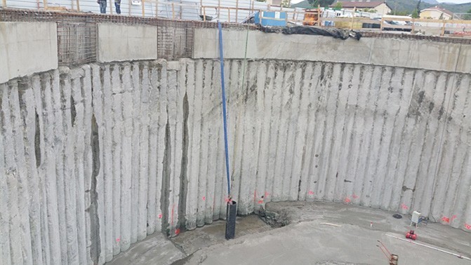 Bassin d'orage en construction