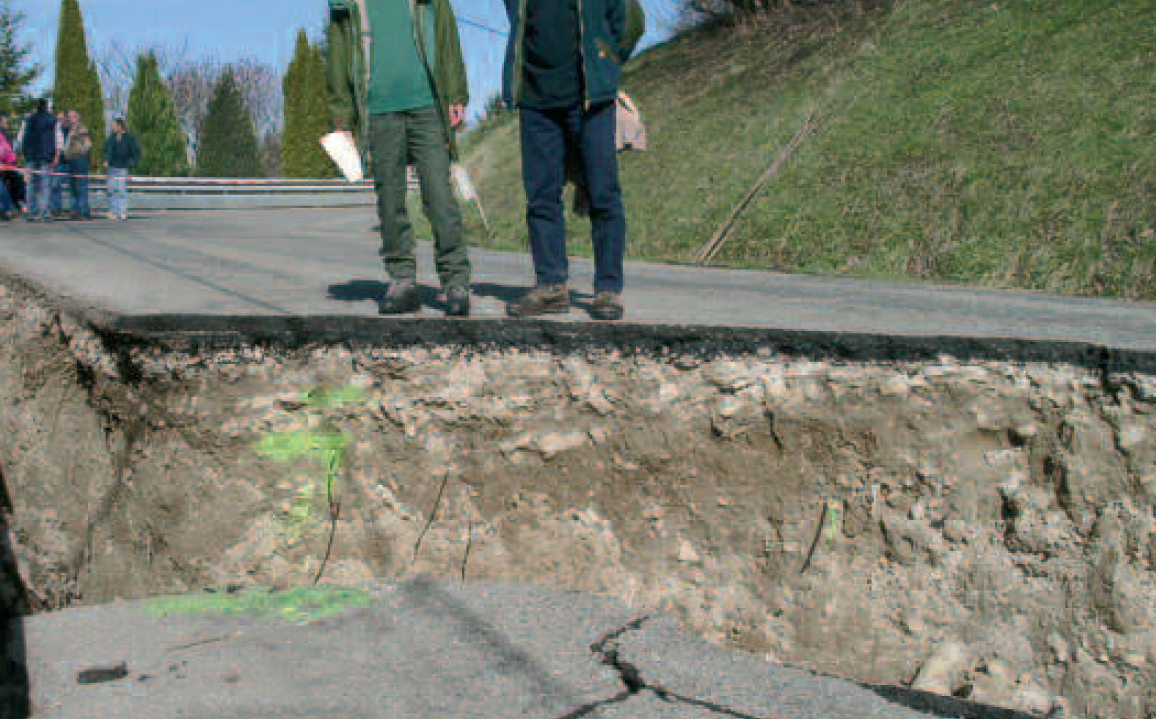 Route fissurée