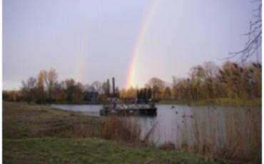 Barge sur canal