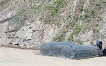 Géotec-Confortement d’un versant rocheux